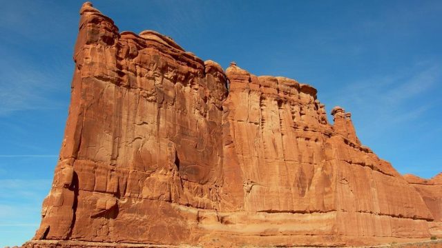 Plane Flächen und interessante Strukturen.